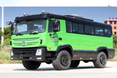 東風210馬力EQ2070底盤改裝越野客車_4×4越野專用村村通_四驅25座大巴士公交車配置